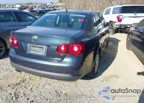 2010 Volkswagen Jetta S from USA, damaged, VIN 3VWJX7AJ2AM015269